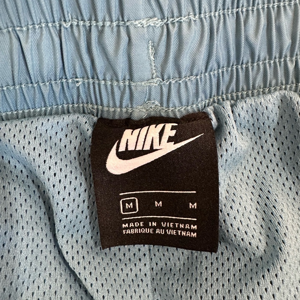 Nike Men's Teal Athletic Shorts - Picture 4 of 4